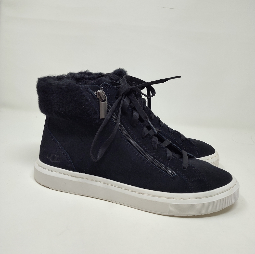 Women's UGG Alameda Mid Zip Ankle Boots